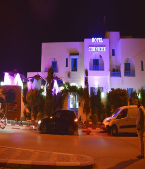 Corniche Hotel & Restaurant