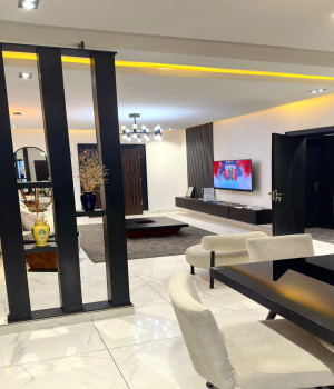 Alphavista Apartment
