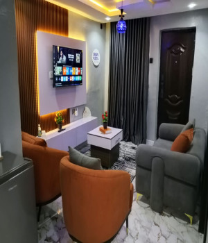 2Bedroom Apartment