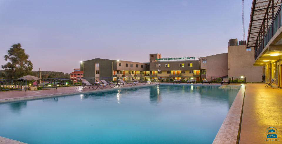 2000 Hotel