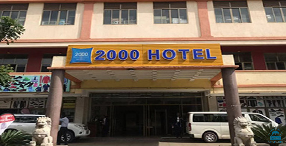 2000 Hotel