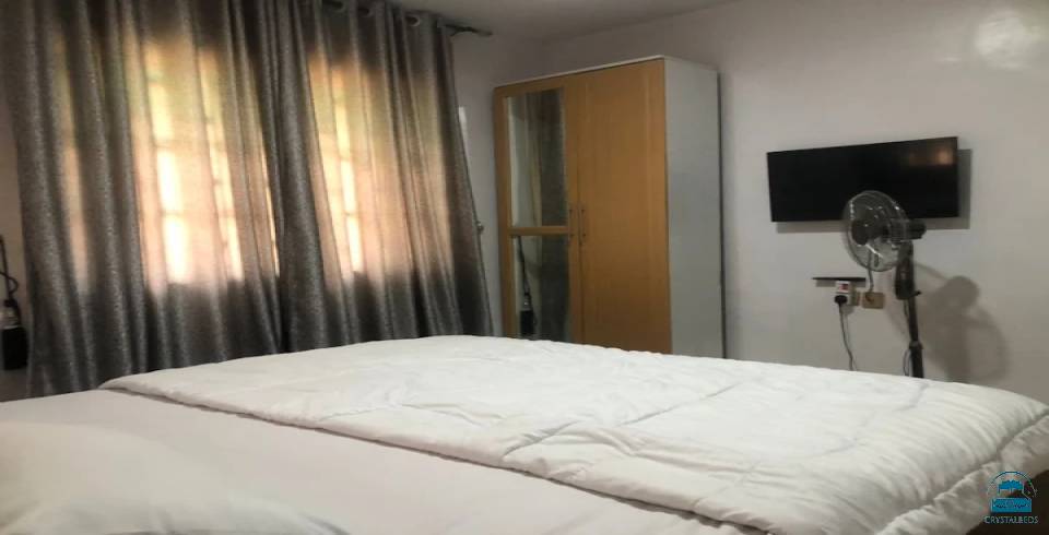 Leadstar Apartments 
