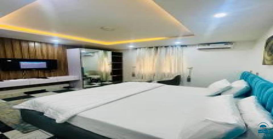Oasis Apartments