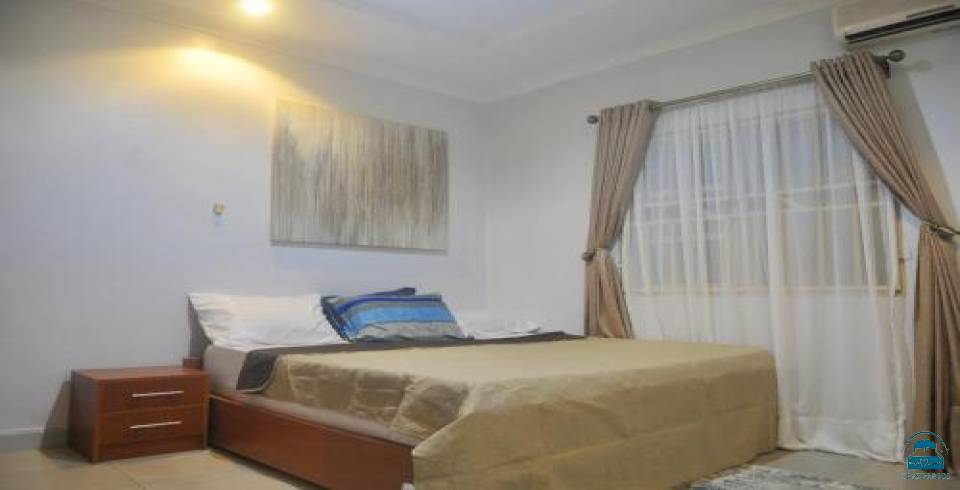 Atlantic Court Apartment