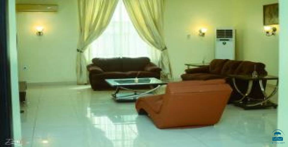 Montrose Apartment