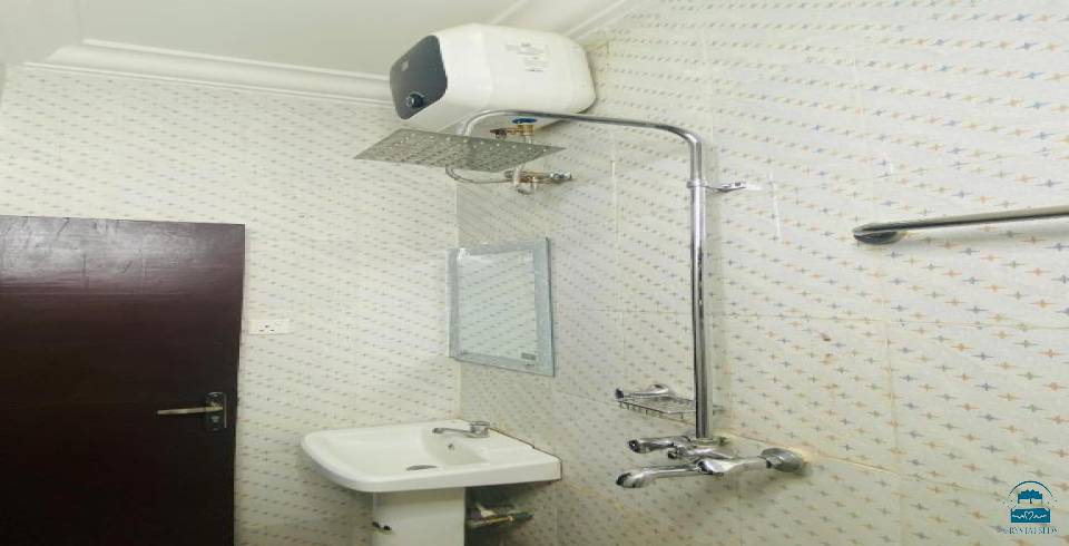 CARINOS LUXURY SUITES