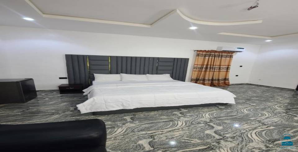 the marble hotel