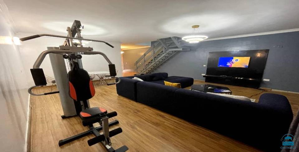 Julaz Apartment