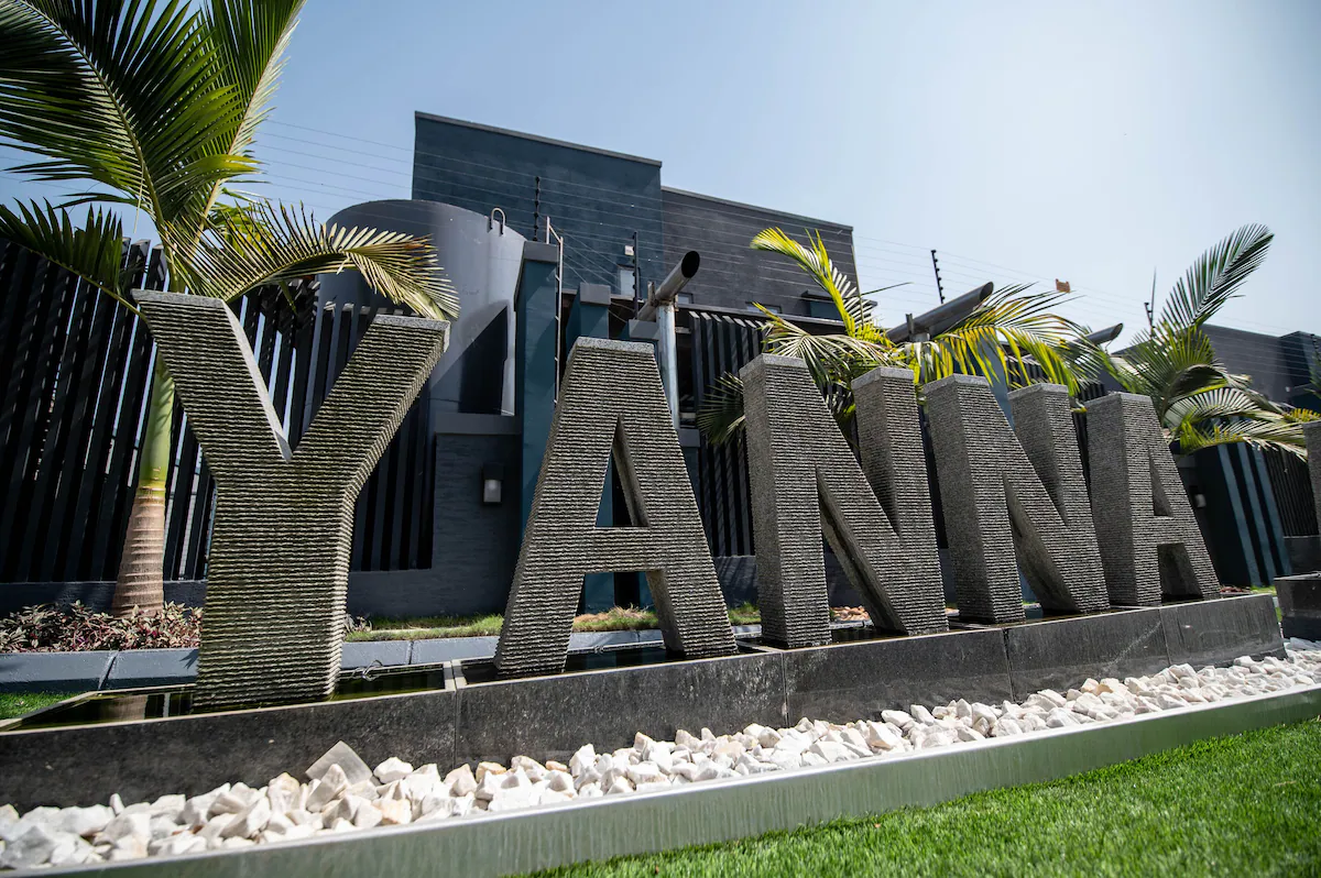 Yanna Apartments by Khaliques