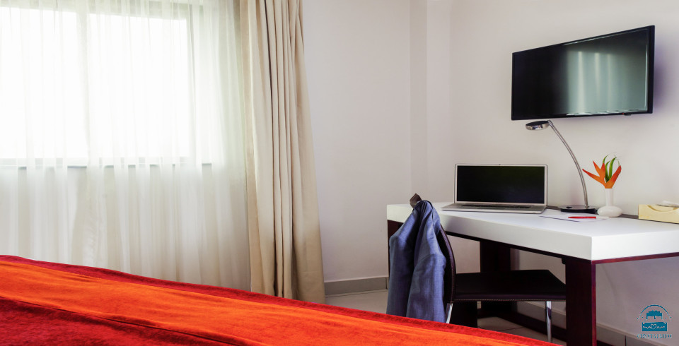 Ezra Boutique Hotel