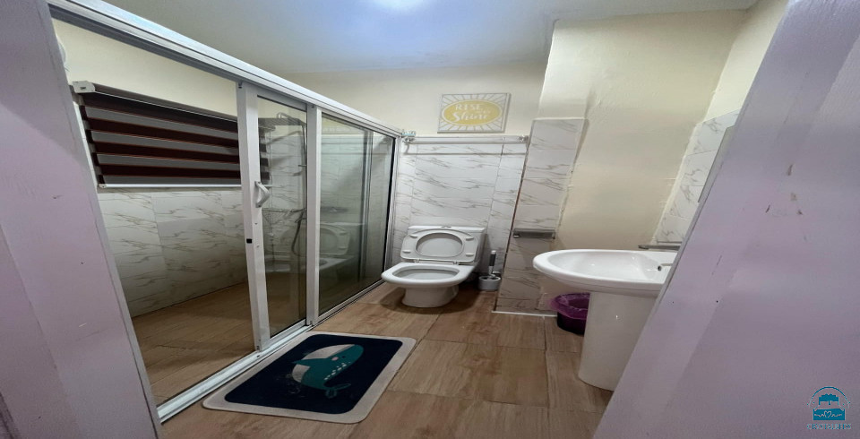 Earthklass Apartment