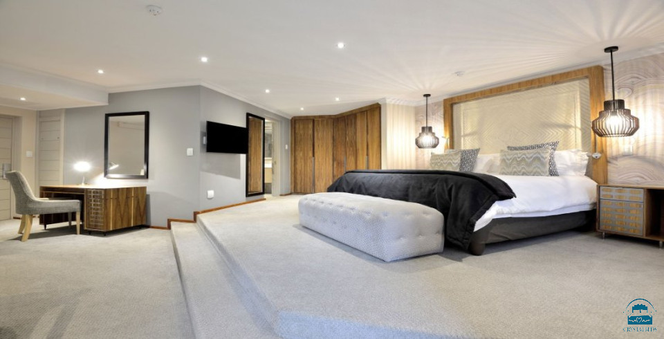 The Pier Unit 9