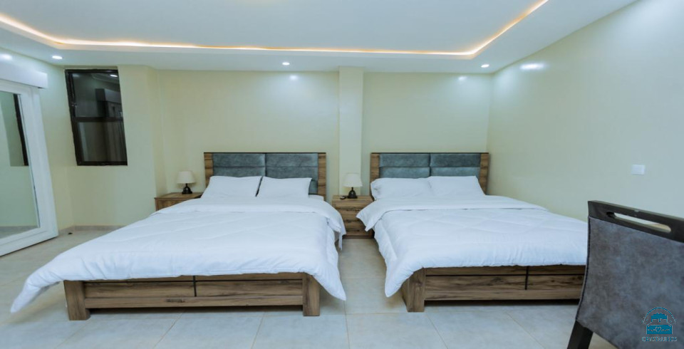 Emerald Villa Restaurant, Bar & Accommodations