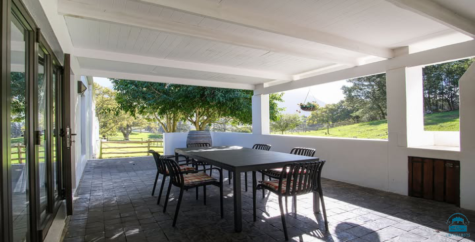 High Season Farm luxury Cottage