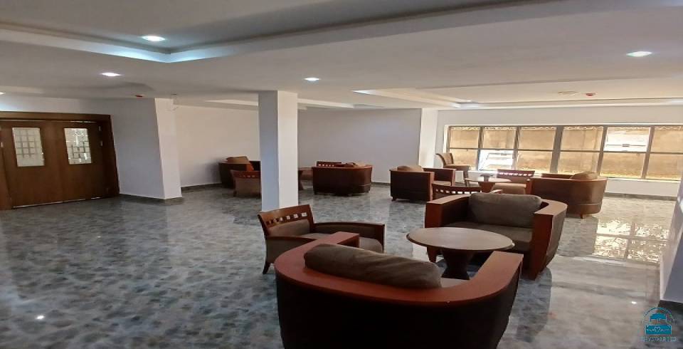 1 OAK APARTMENTS