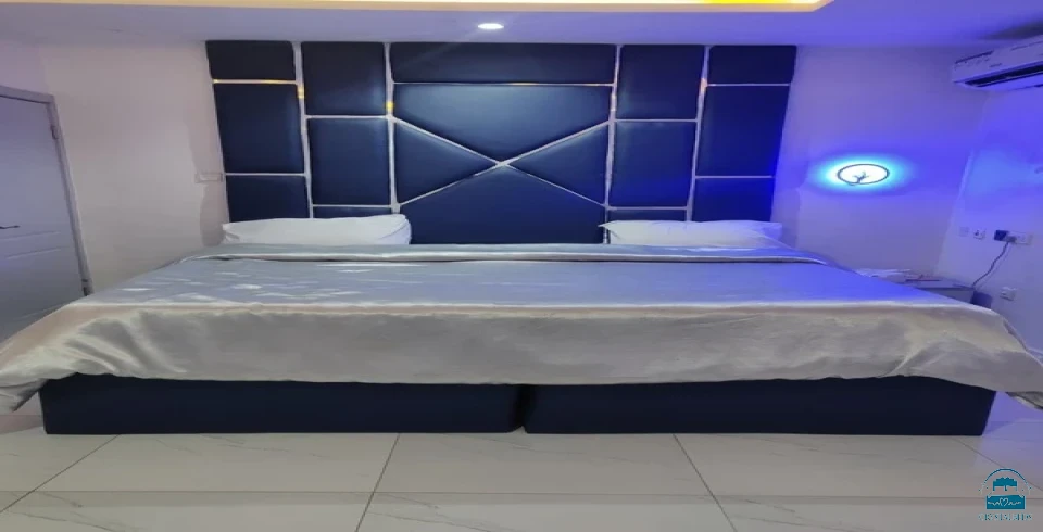 Luxx International Hotel