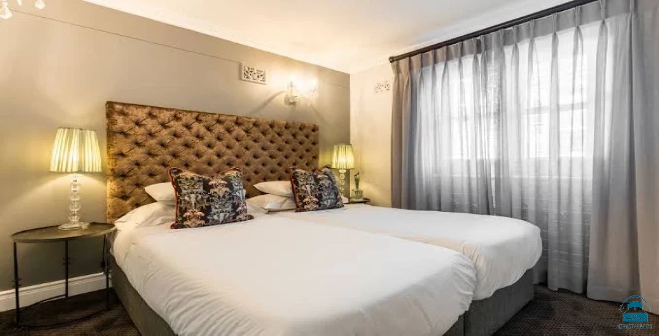 Romney Park Luxury Apartment