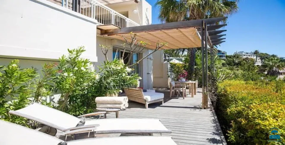Compass House Boutique Hotel