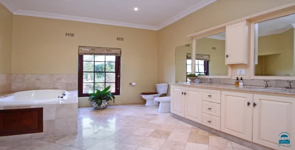 Ibis House