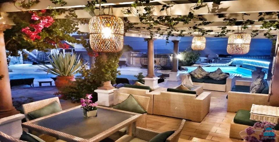 Misty Waves Boutique Hotel